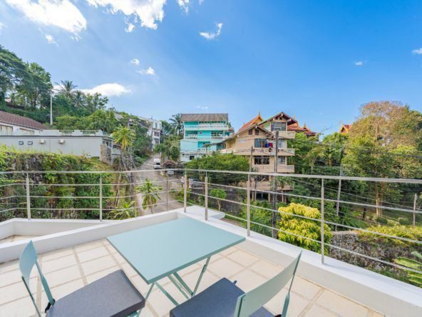 balconymasterbedroom