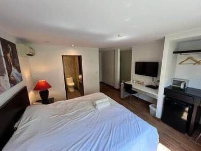 WhatsApp Image 2023-12-10 at 16.44.48